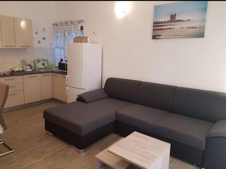 Apartmani Dada Starigrad Paklenica Exterior photo