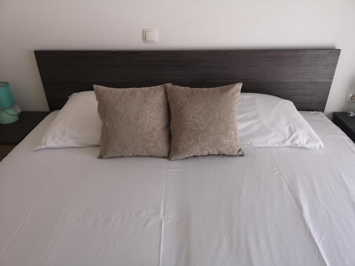 Apartmani Dada Starigrad Paklenica Exterior photo